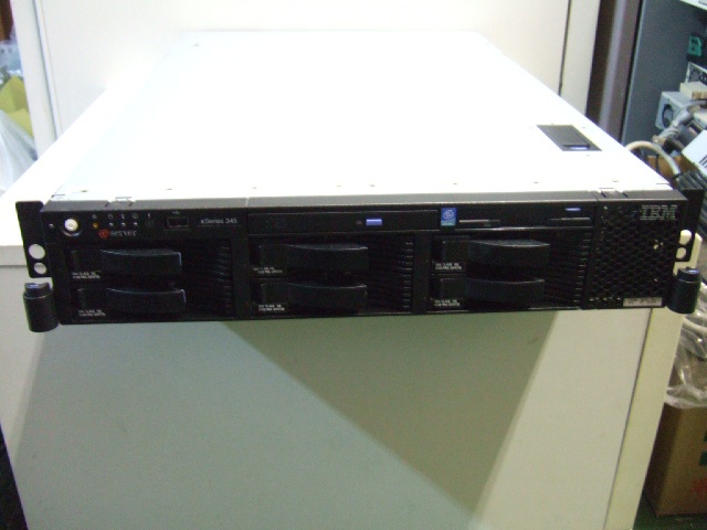 IBM xSeries e Server X345 8670-3AJ