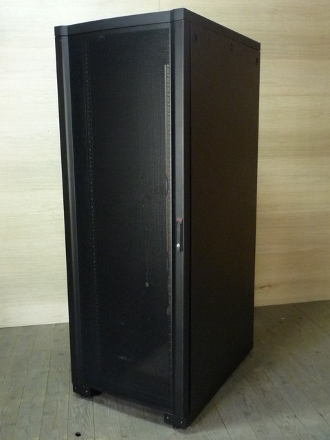 AR2311BLK APC 19����� 42U �����С���å�