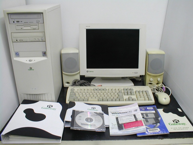 GP7-500 Gateway Windows98SE �ꥫ�Х�� CD�դ�
