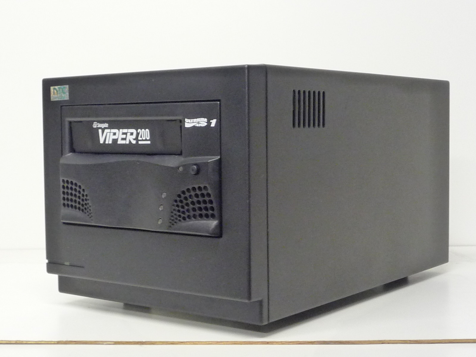 Seagate STU62001LW Viper200 External LTO Tape Drive SCSI