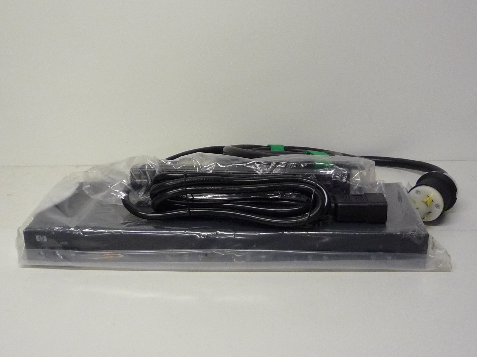 HP ModularPDU Control Unit SeriesEO4500 ExtensionBar���å�
