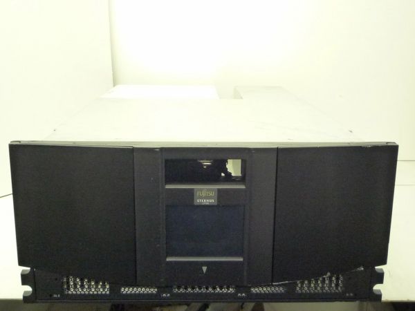 FUJITSU ETERNUS LT130 LTO2�ơ��ץ饤�֥�� 5U LT13RLB2
