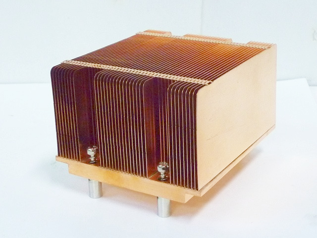 Xeon(Socket 604) CPU�ҡ��ȥ��� Ƽ��
